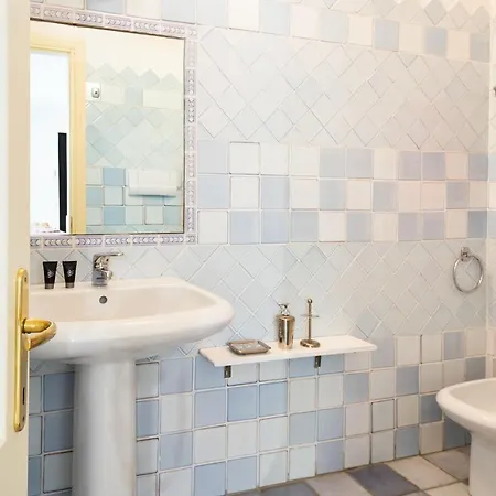 Nido Apartment *